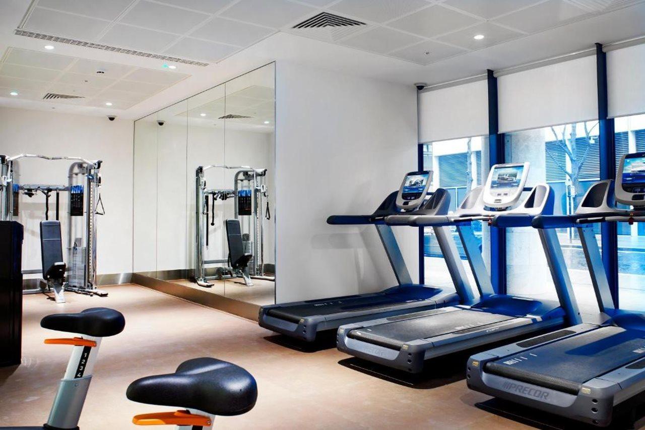 Apartahotel Cheval Three Quays At The Tower Of 5*