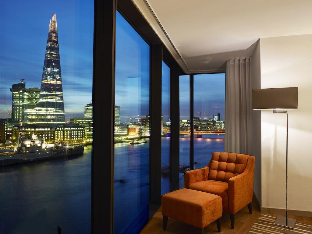 Cheval Three Quays At The Tower Of Apartahotel